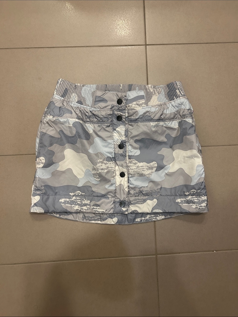 Stio Gray and White Camo Ski Skirt